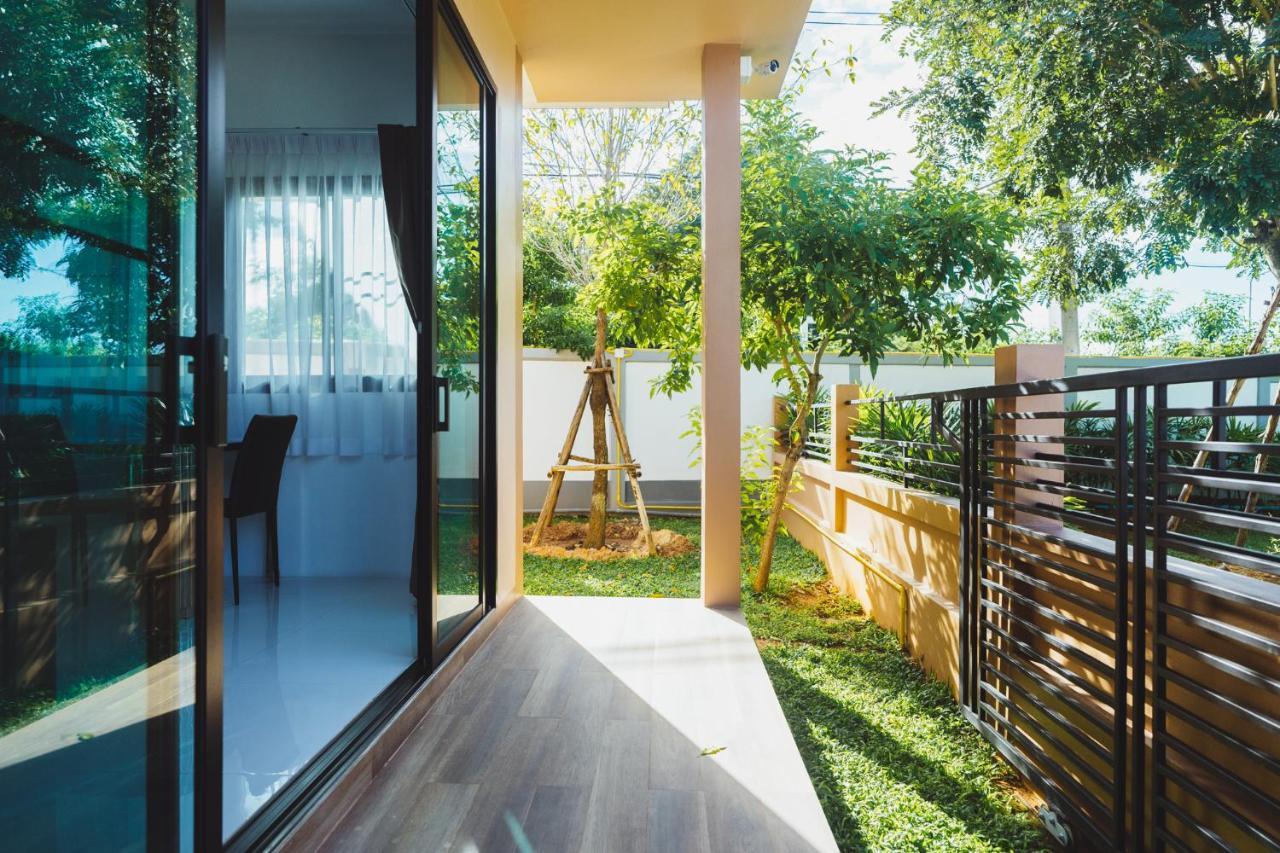 Baan Nern Khao Resort Pattaya Banhuajjaj Kültér fotó