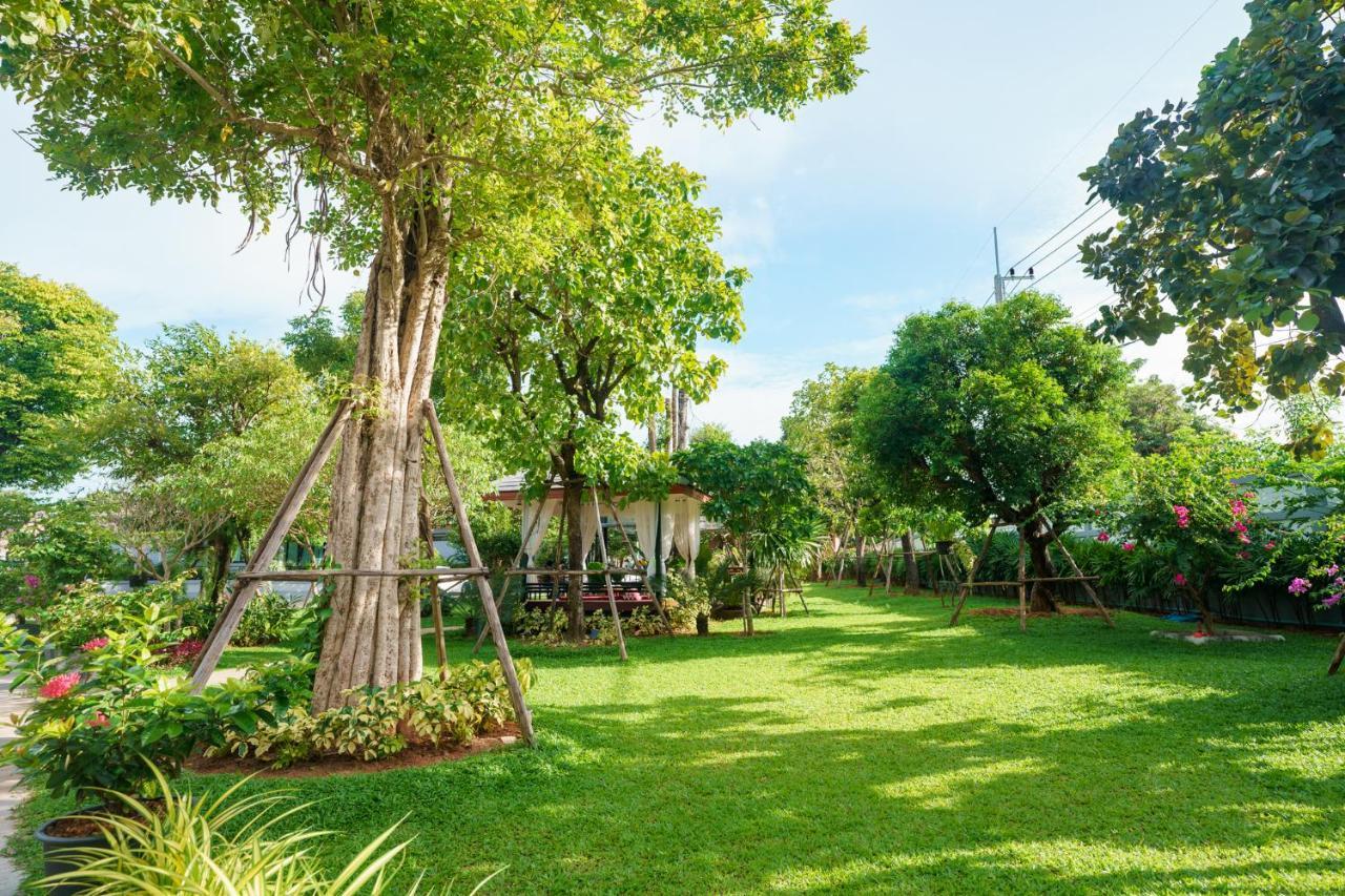 Baan Nern Khao Resort Pattaya Banhuajjaj Kültér fotó