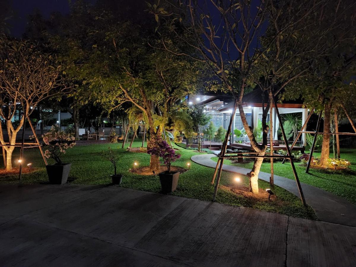 Baan Nern Khao Resort Pattaya Banhuajjaj Kültér fotó