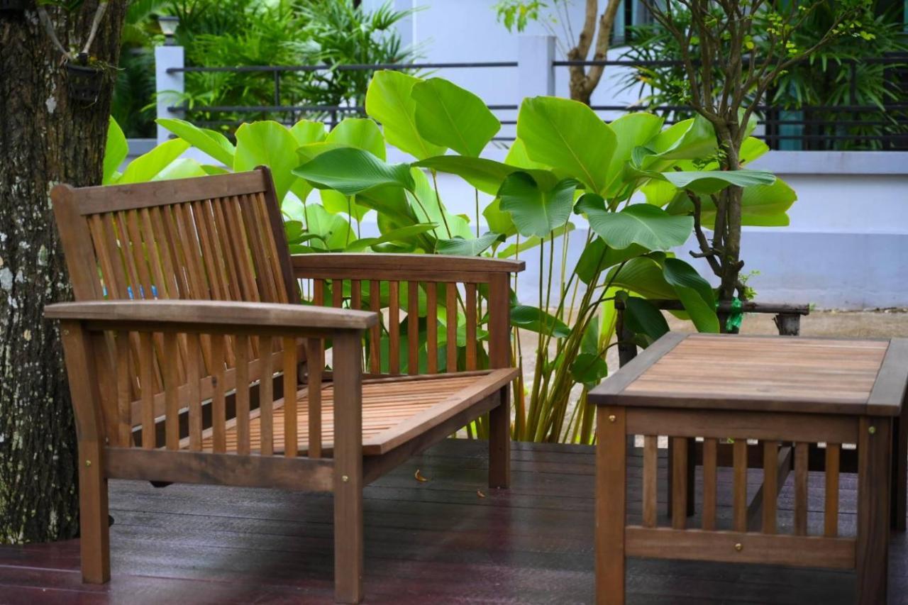 Baan Nern Khao Resort Pattaya Banhuajjaj Kültér fotó